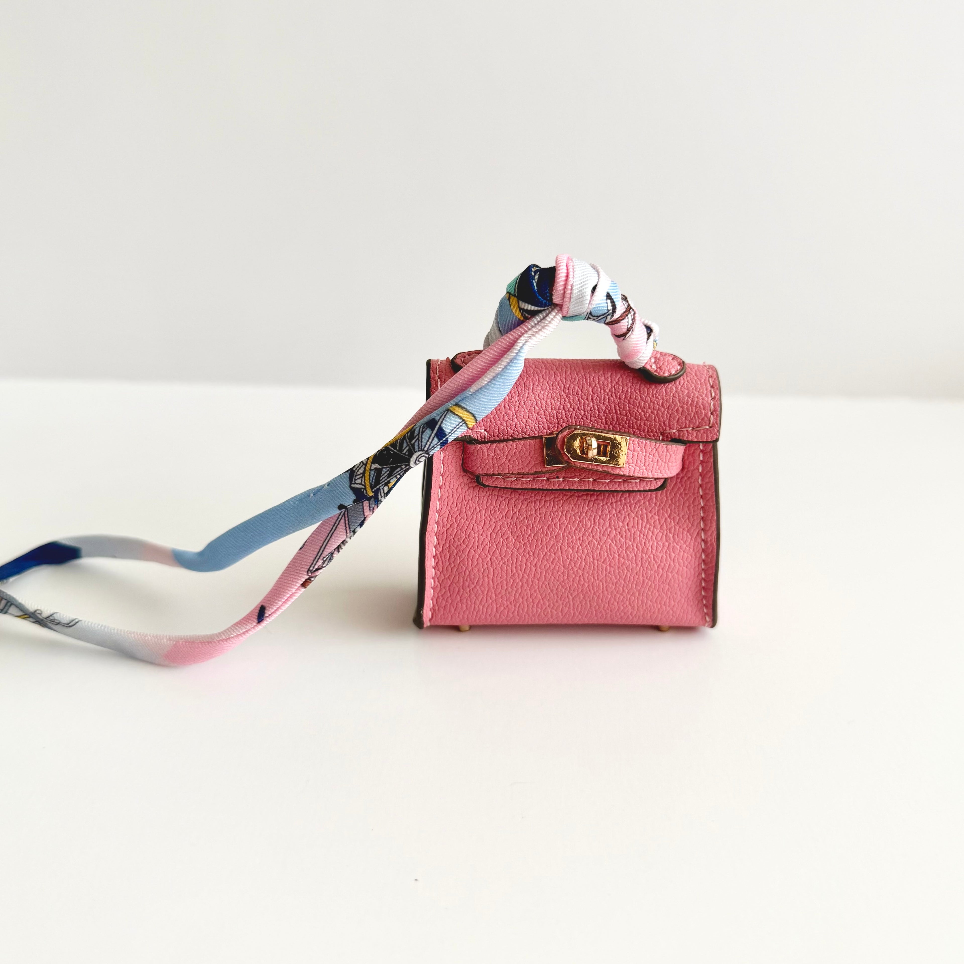 ✨ Mini Bag Charm – Earbuds & Key Case 👜