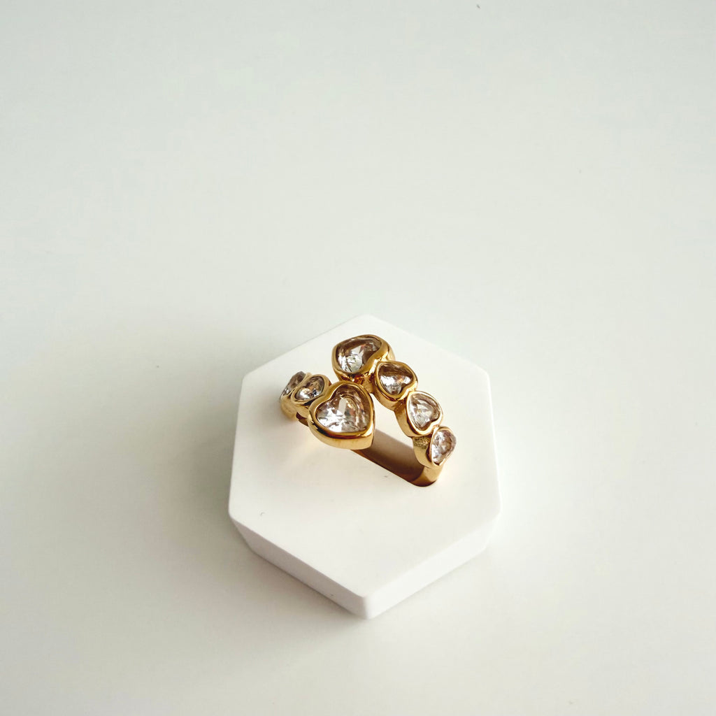 Mila – Gold Heart Crystal Statement Ring 💖