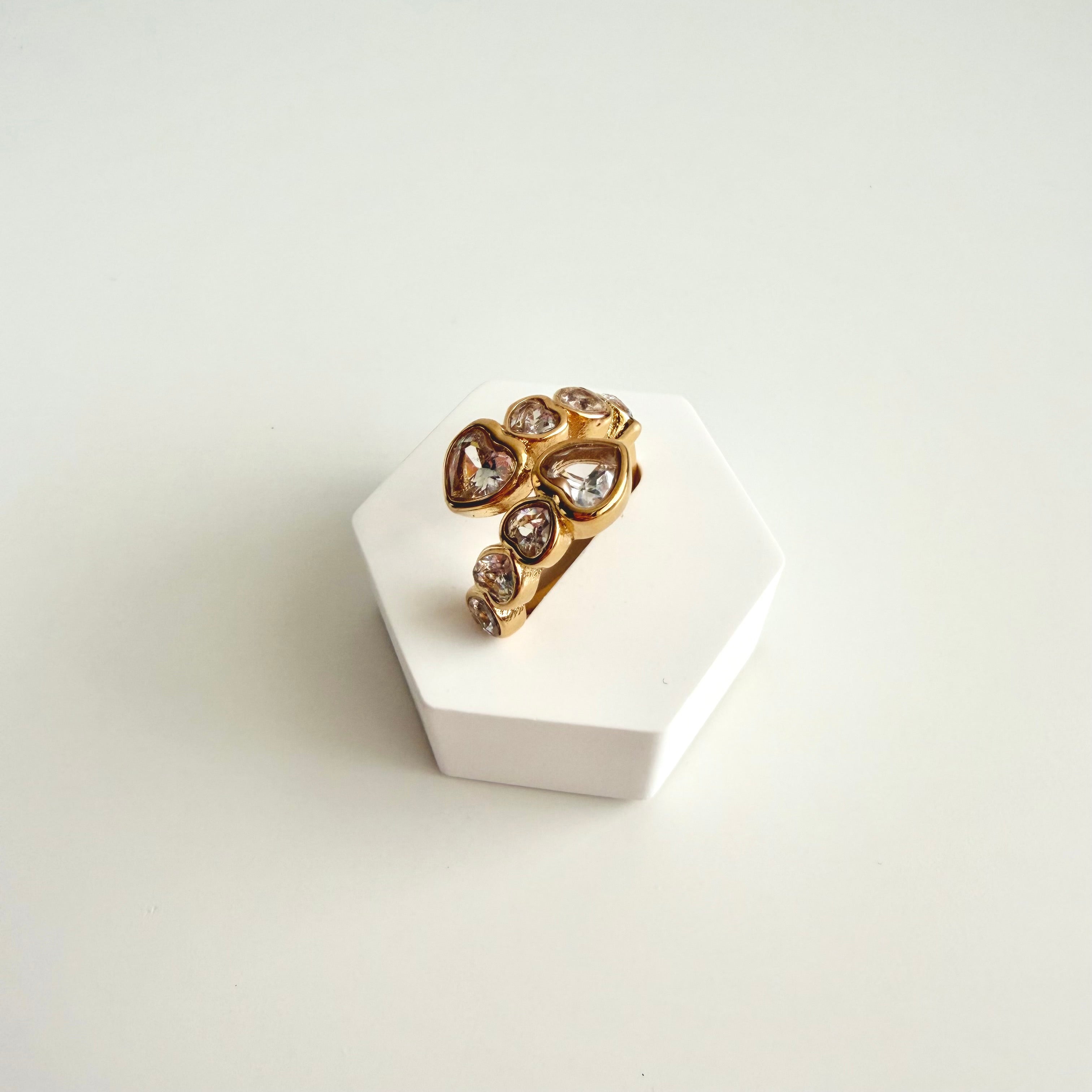 Mila – Gold Heart Crystal Statement Ring 💖
