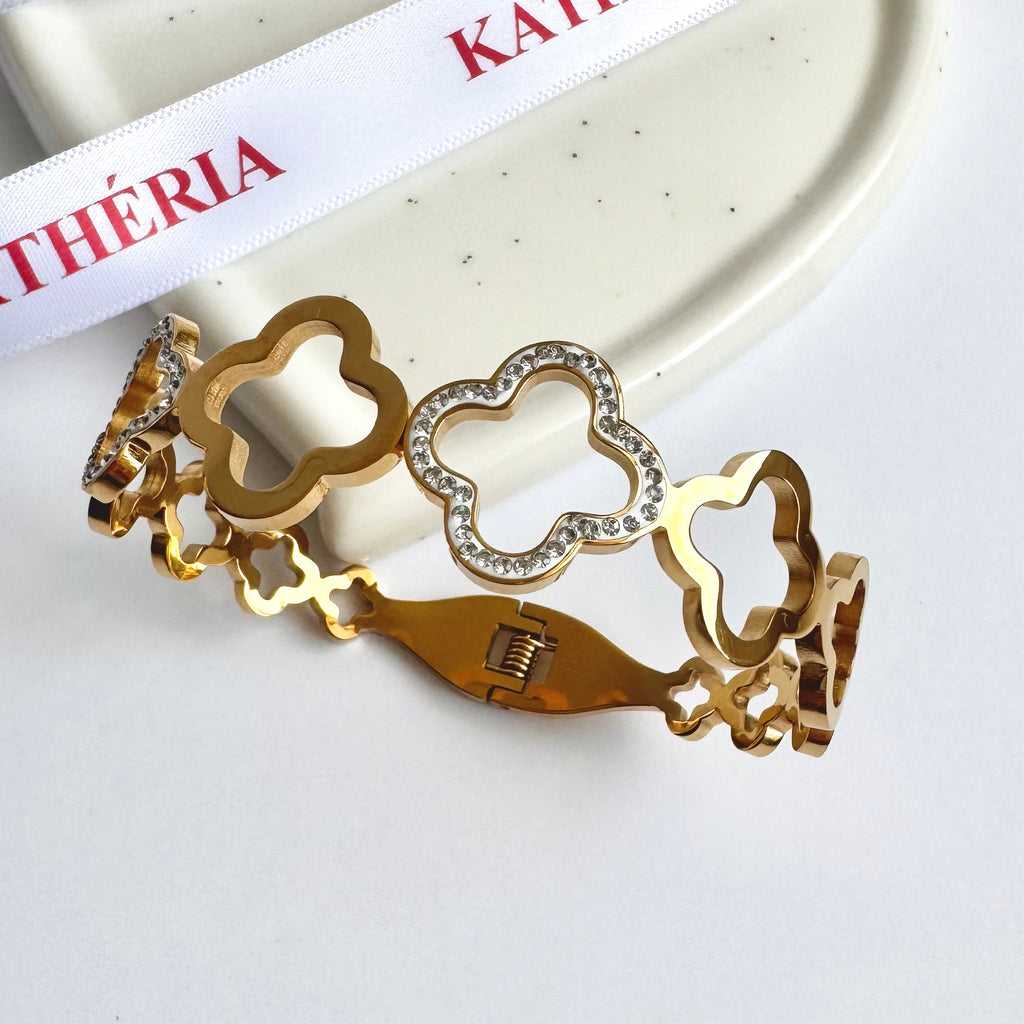 Amara – Clover Gold Bracelet with Crystals 🍀