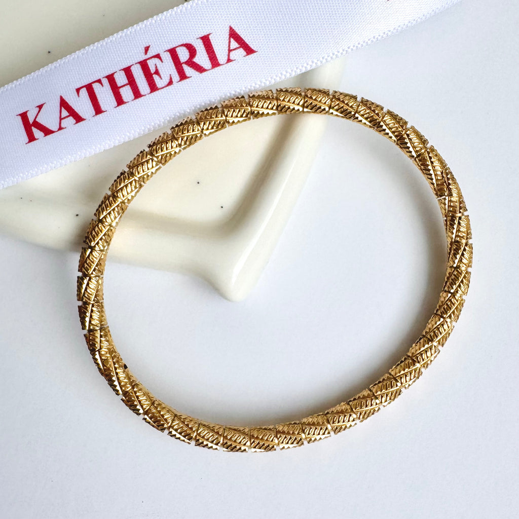 Gabrielle – Textured Gold Bracelet 💛