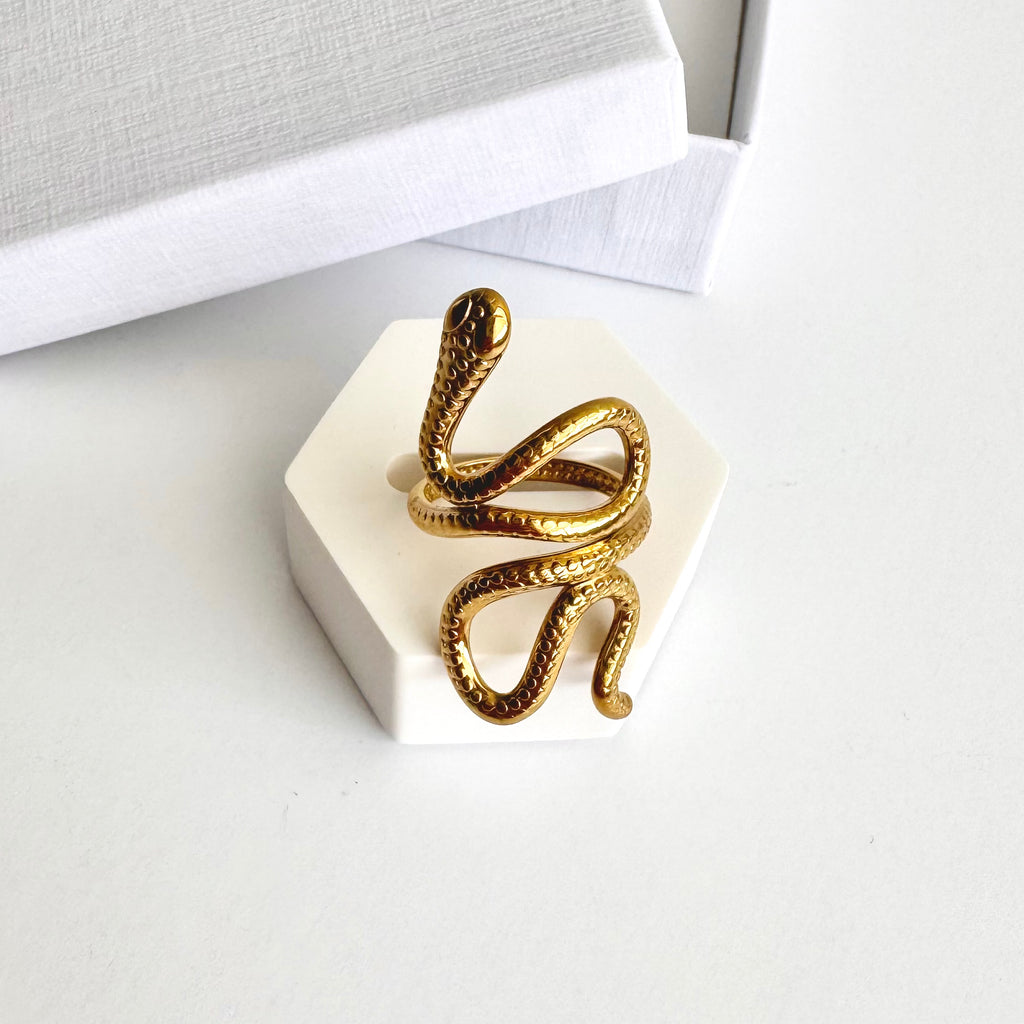 Lillian #2 - Adjustable Snake Ring 🐍✨