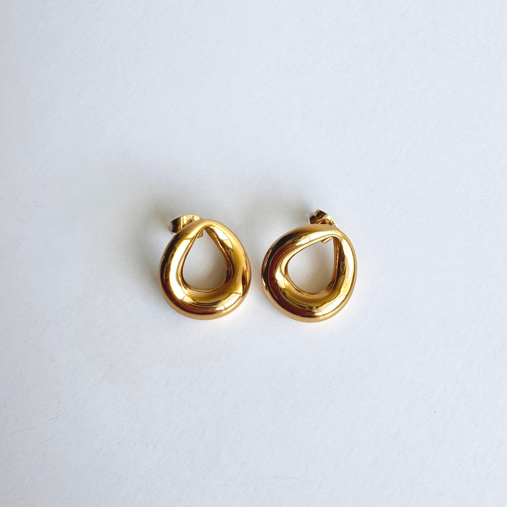 Agnes — 18K Gold Earrings ✨