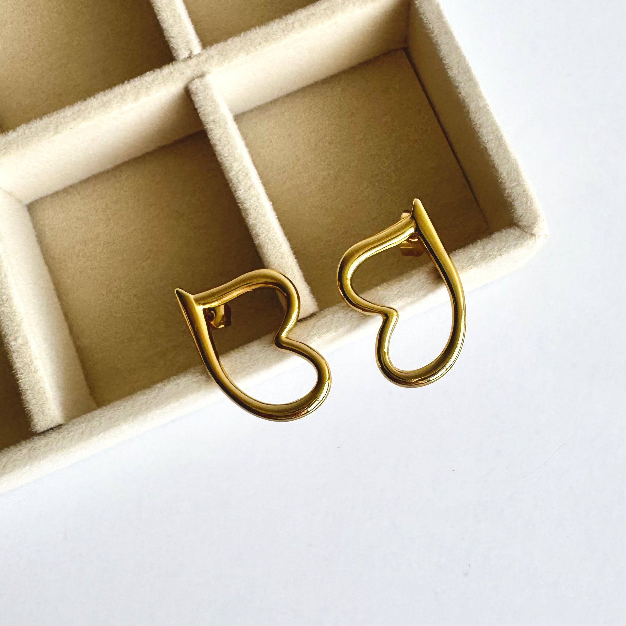 Ashley – Open Heart 18K Gold Plated Earrings 💛🌙
