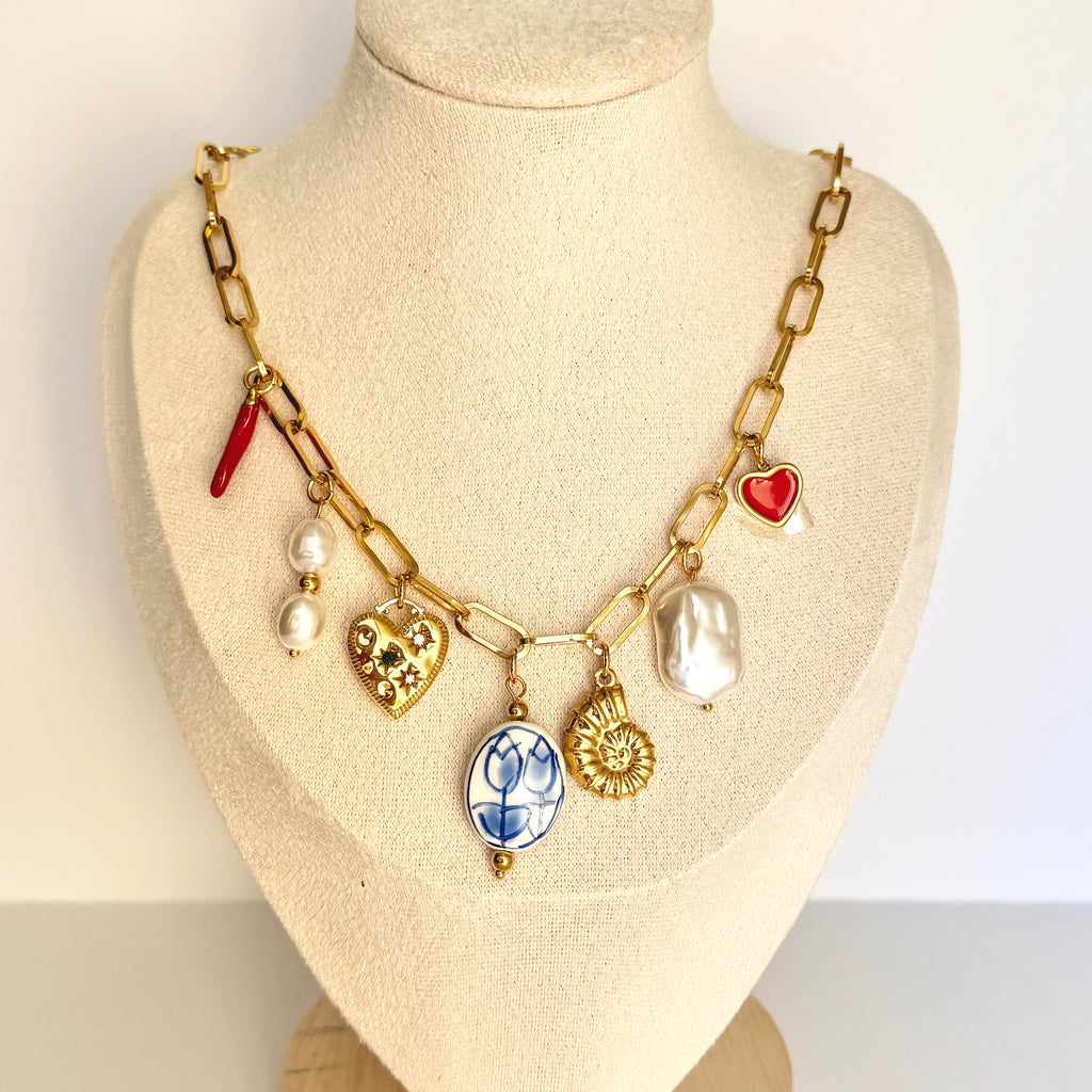 Grace – Golden Charm Chain Necklace ❤️✨
