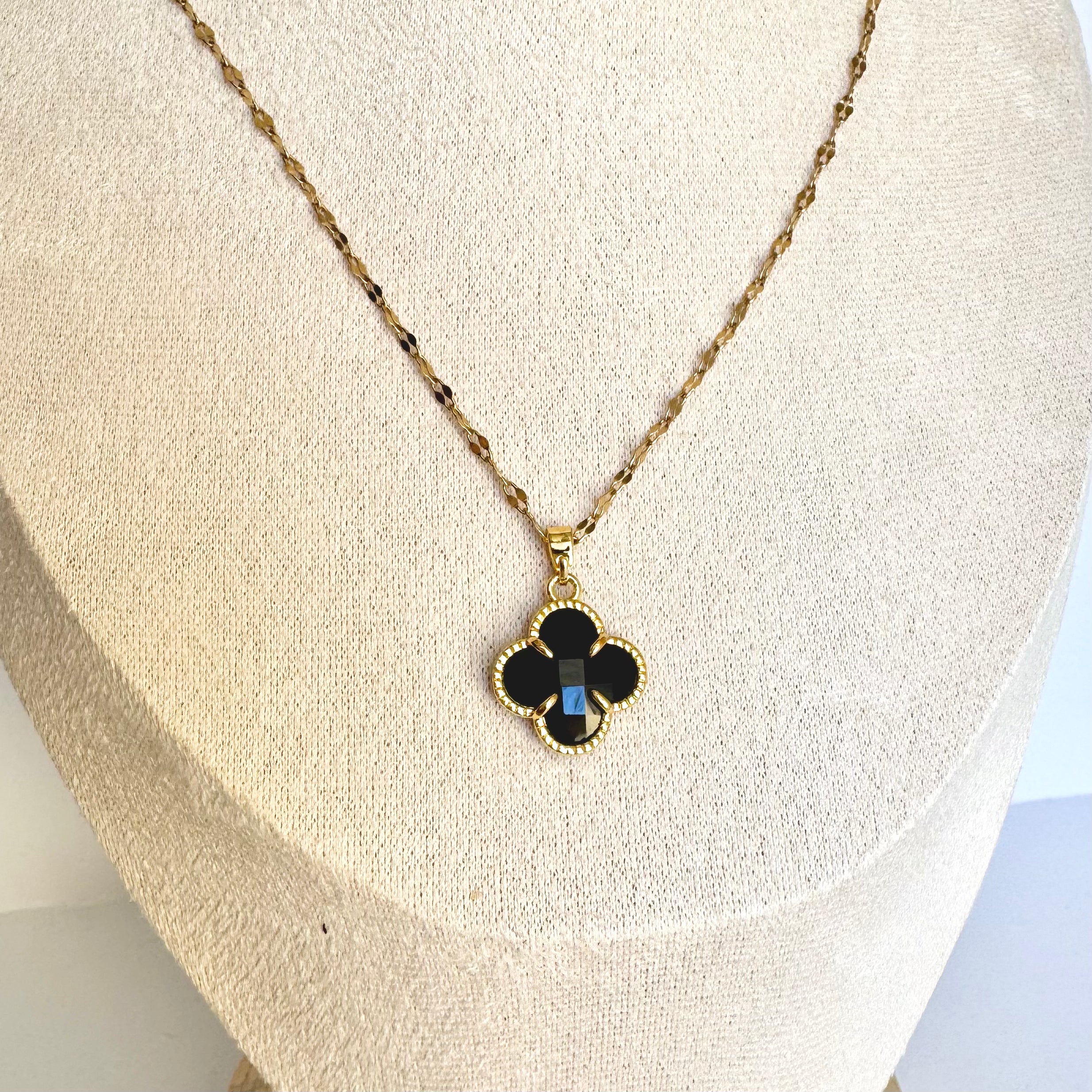 Jane – Black Clover Gold Plated Necklace 🖤✨