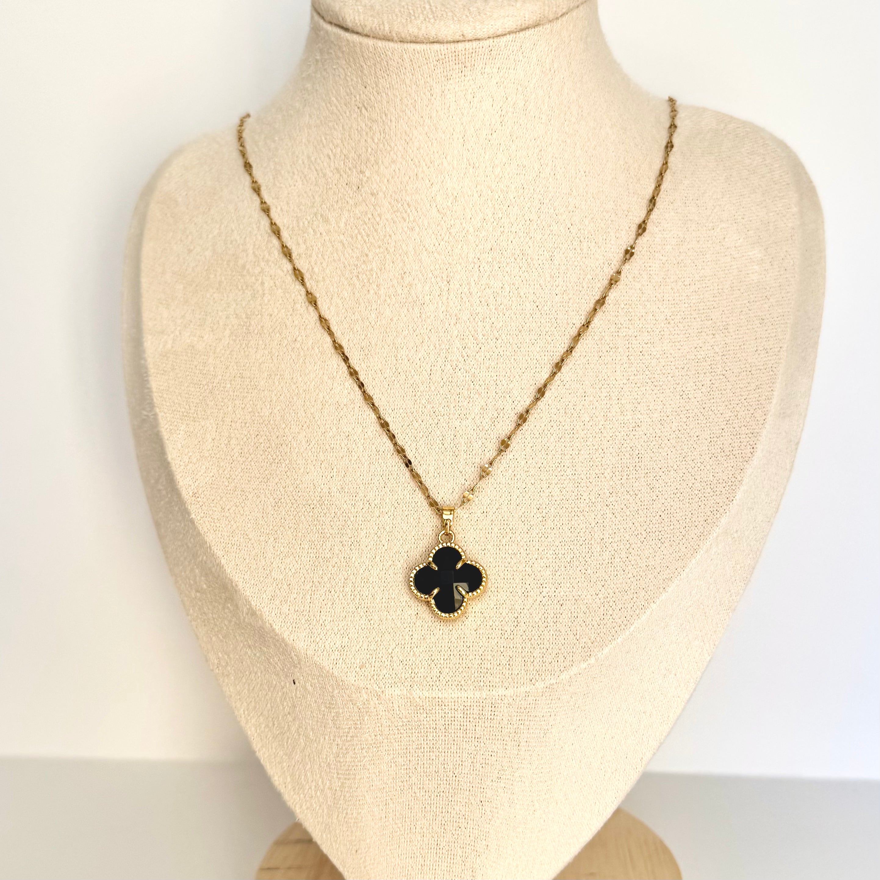 Jane – Black Clover Gold Plated Necklace 🖤✨