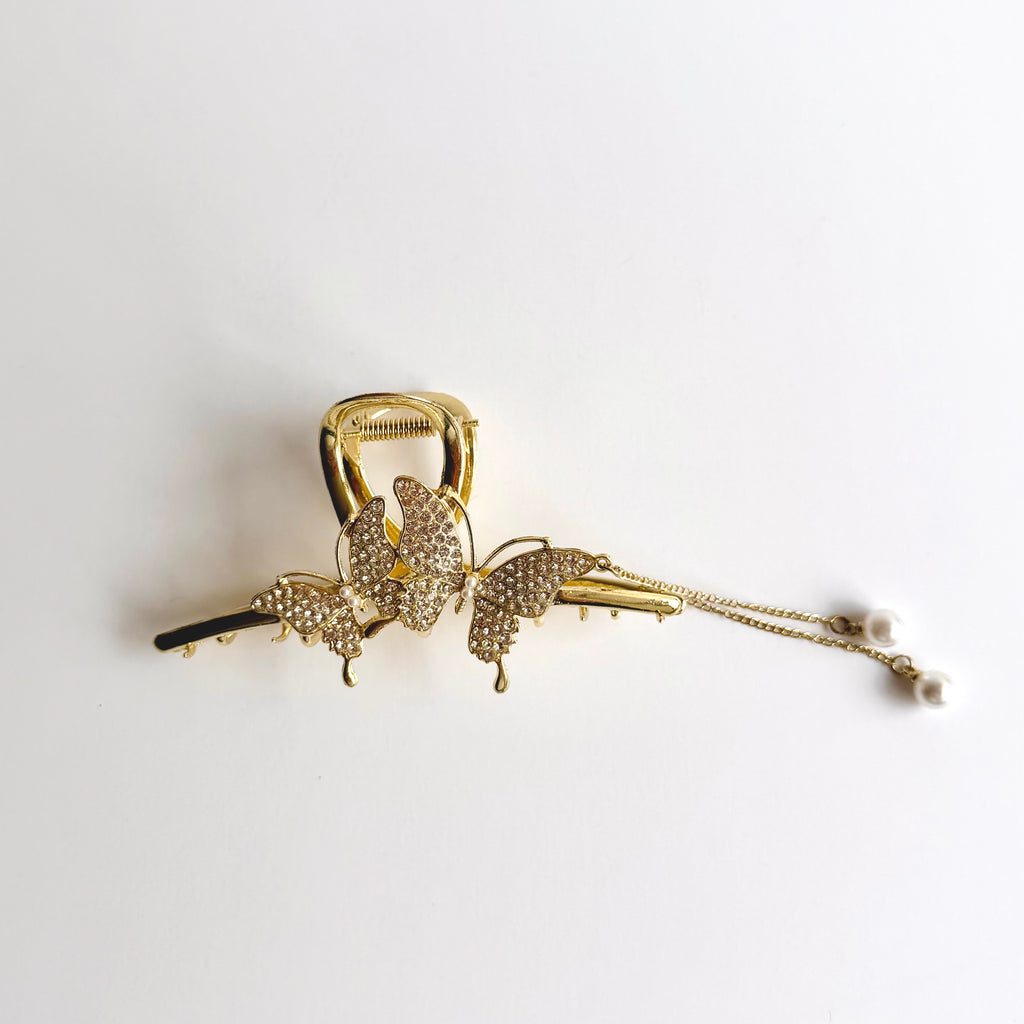 Crystal Butterfly Charm Hair Clip – Elegant Shine Edition 🦋💎