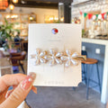 Pearl Daisy Hair Clip ✨